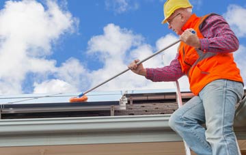 Stratford Marsh soft wash roof cleaning